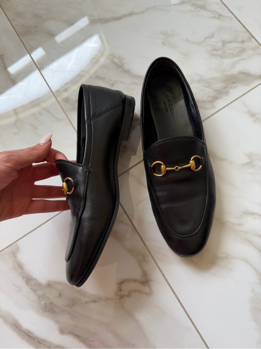 Gucci Black Leather Jordaan Horsebit Slip-On Loafers - Picture 2 of 4
